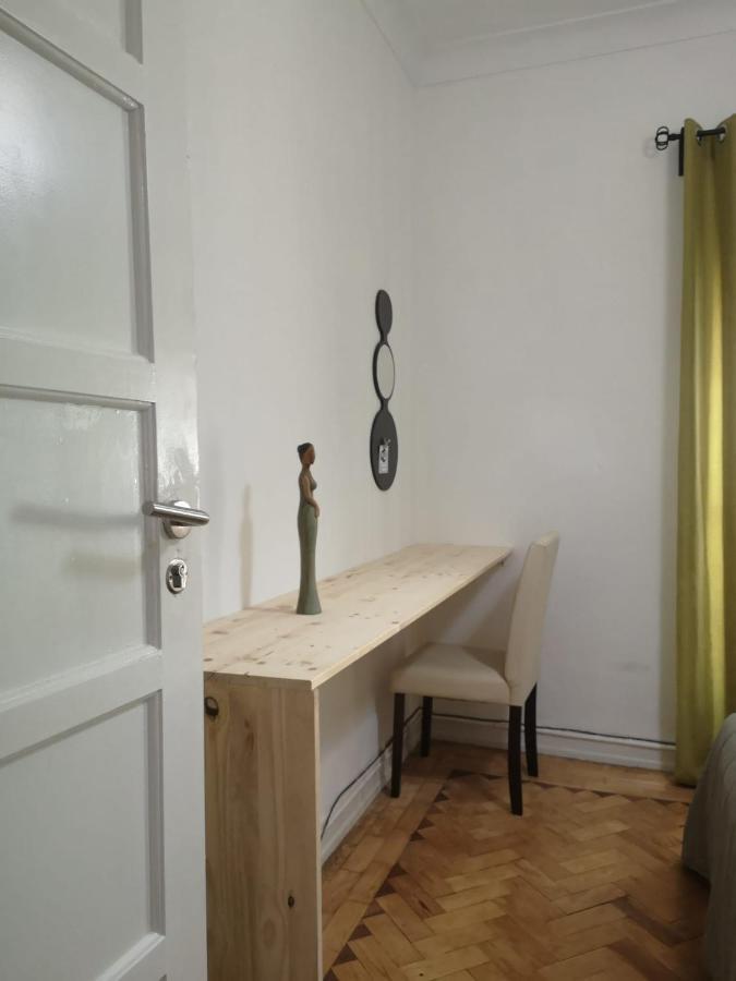 Young Apartment Lisbon Luaran gambar
